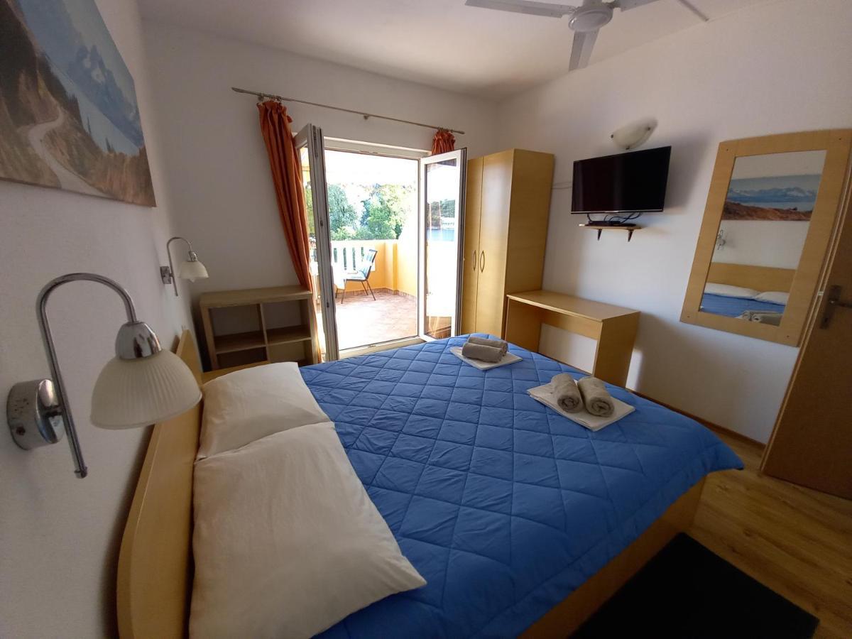 Apartments Vinko Sobra Eksteriør bilde