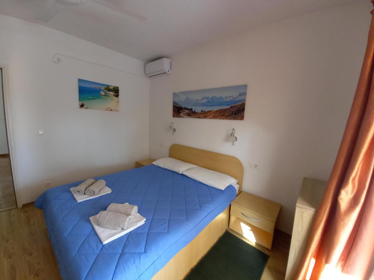 Apartments Vinko Sobra Eksteriør bilde